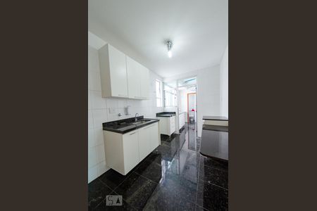 Apartamento para alugar com 280m², 5 quartos e 4 vagas Apartamento para alugar com 280m², 5 quartos e 4 vagasCozinha