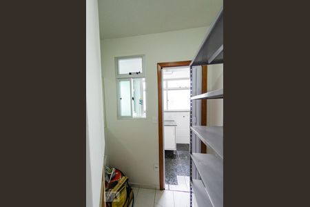 Apartamento para alugar com 280m², 5 quartos e 4 vagas Apartamento para alugar com 280m², 5 quartos e 4 vagasQuarto de serviço