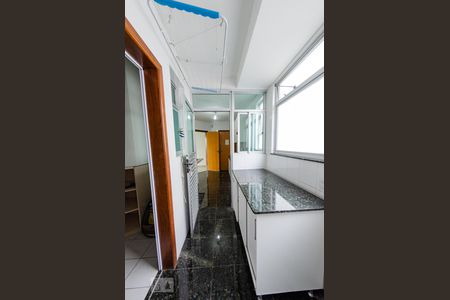 Apartamento para alugar com 280m², 5 quartos e 4 vagas Apartamento para alugar com 280m², 5 quartos e 4 vagasÁrea de serviço