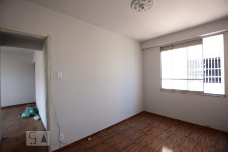 Quarto 1 de apartamento para alugar com 2 quartos, 50m² em Irajá, Rio de Janeiro