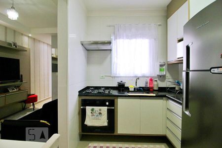 Apartamento à venda com 100m², 2 quartos e 2 vagasCozinha