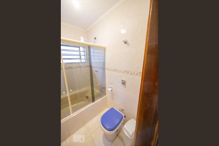 Casa à venda com 123m², 4 quartos e 2 vagasSuite