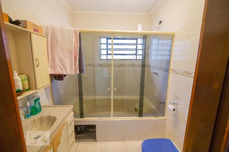 Casa à venda com 123m², 4 quartos e 2 vagasSuite