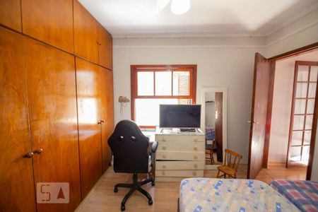 Casa à venda com 123m², 4 quartos e 2 vagasQuarto 3