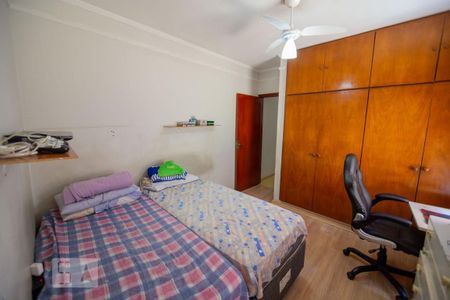 Casa à venda com 123m², 4 quartos e 2 vagasQuarto 3