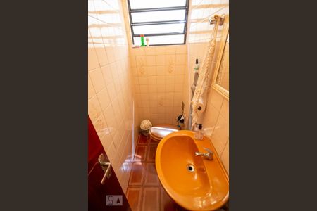 Lavabo de casa à venda com 4 quartos, 123m² em Vila Antônio, São Paulo