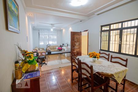 Sala de casa à venda com 4 quartos, 123m² em Vila Antônio, São Paulo