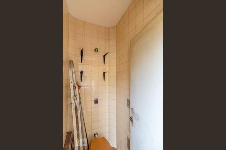 Apartamento para alugar com 145m², 2 quartos e sem vagaBanheiro de Serviço