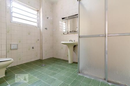 Apartamento para alugar com 145m², 2 quartos e sem vagaBanheiro