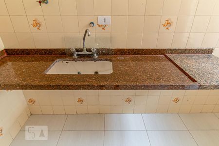 Apartamento para alugar com 145m², 2 quartos e sem vagaCozinha