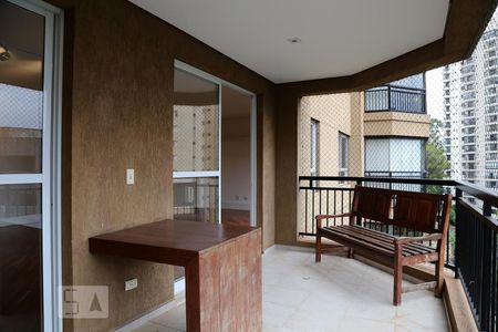 Varanda Gourmet de apartamento à venda com 3 quartos, 127m² em Vila Suzana, São Paulo