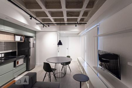 Sala/Cozinha de kitnet/studio para alugar com 1 quarto, 42m² em Savassi, Belo Horizonte
