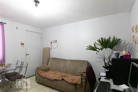 Sala de Apartamento com 2 quartos, 54m² Itaquera