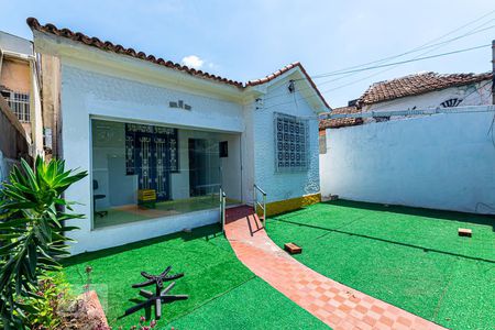 Casa à venda com 150m², 4 quartos e 1 vaga Casa à venda com 150m², 4 quartos e 1 vagaEntrada da Casa