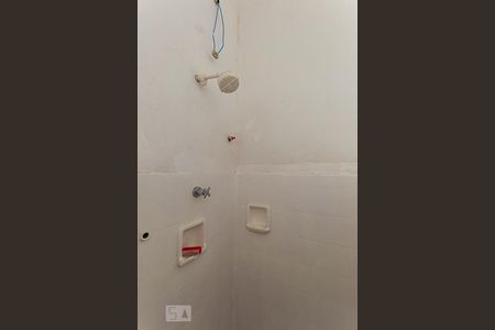 Casa à venda com 150m², 4 quartos e 1 vaga Casa à venda com 150m², 4 quartos e 1 vagaBanheiro