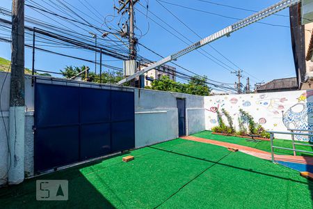 Casa à venda com 150m², 4 quartos e 1 vaga Casa à venda com 150m², 4 quartos e 1 vagaEntrada da Casa