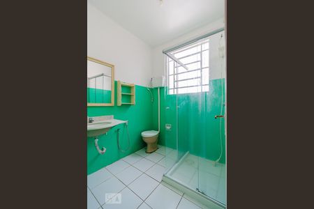Banheiro de apartamento à venda com 1 quarto, 52m² em Centro Histórico, Porto Alegre
