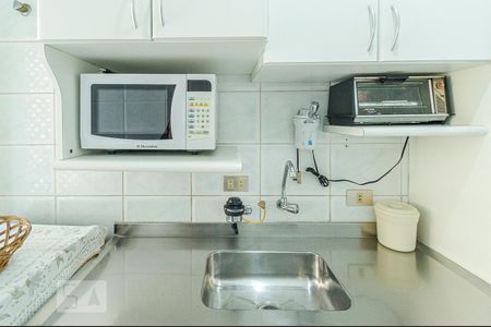 Cozinha de apartamento para alugar com 1 quarto, 70m² em Vila Buarque, São Paulo