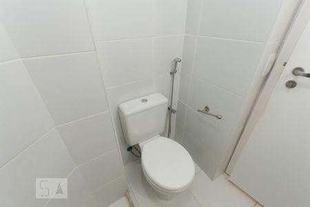 Apartamento à venda com 115m², 3 quartos e 2 vagasBanheiro 