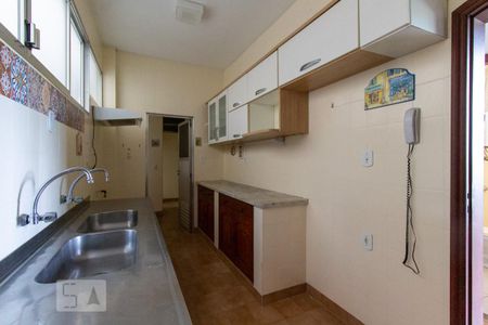 Apartamento para alugar com 135m², 3 quartos e 1 vaga Apartamento para alugar com 135m², 3 quartos e 1 vagaCozinha