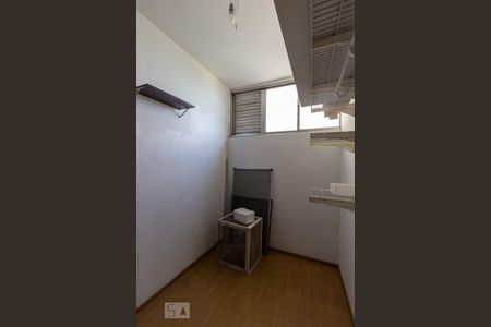 Apartamento para alugar com 135m², 3 quartos e 1 vaga Apartamento para alugar com 135m², 3 quartos e 1 vagaQuarto de Serviço