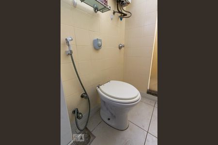 Apartamento para alugar com 135m², 3 quartos e 1 vaga Apartamento para alugar com 135m², 3 quartos e 1 vagaBanheiro
