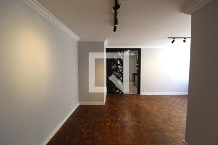 Sala de apartamento para alugar com 3 quartos, 100m² em Moema, São Paulo