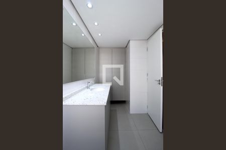 Apartamento para alugar com 100m², 3 quartos e 1 vagaBanheiro da Suíte