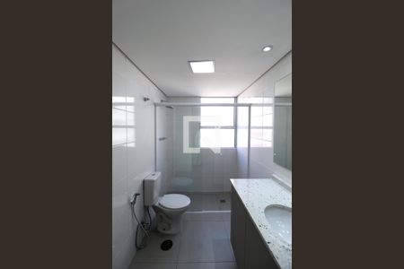 Apartamento para alugar com 100m², 3 quartos e 1 vagaBanheiro da Suíte