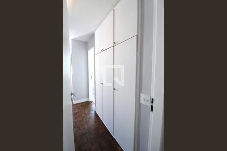 Apartamento para alugar com 100m², 3 quartos e 1 vagaCloset da Suíte