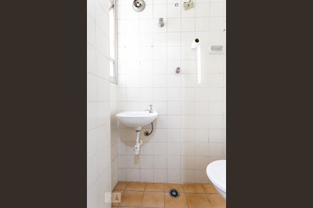 Apartamento à venda com 120m², 3 quartos e 2 vagasBanheiro de Serviço