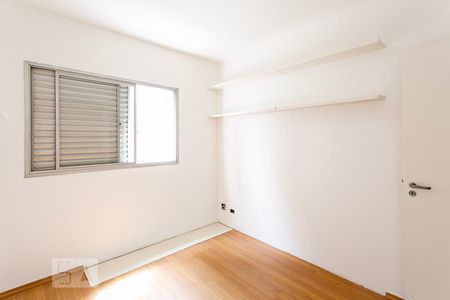 Apartamento à venda com 120m², 3 quartos e 2 vagasQuarto 2