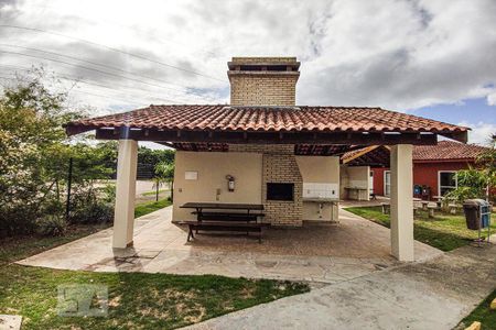Apartamento para alugar com 48m², 2 quartos e 1 vagaÁrea comum - Churrasqueira