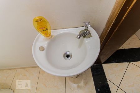 Detalhe banheiro de casa de condomínio à venda com 2 quartos, 66m² em Vila Buenos Aires, São Paulo