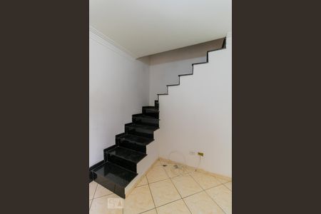 Escada de casa de condomínio à venda com 2 quartos, 66m² em Vila Buenos Aires, São Paulo