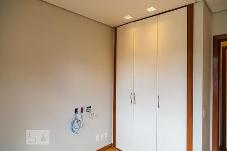 Apartamento à venda com 79m², 3 quartos e 2 vagasQuarto 3