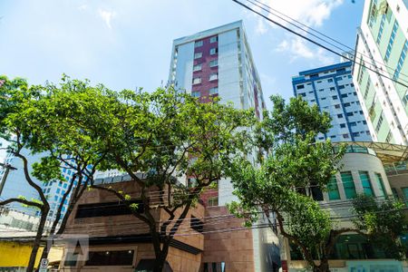 Apartamento à venda com 79m², 3 quartos e 2 vagasFachada