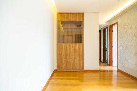 Apartamento à venda com 79m², 3 quartos e 2 vagasCristaleira da Sala
