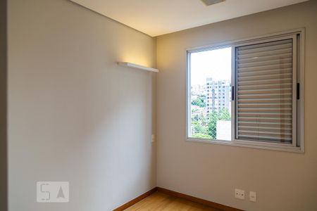 Apartamento à venda com 79m², 3 quartos e 2 vagasQuarto 2
