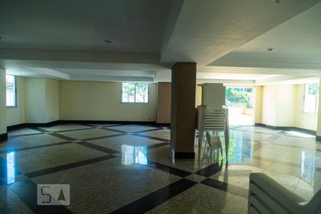 Apartamento à venda com 79m², 3 quartos e 2 vagasSalão de Festas