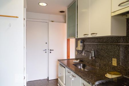 Apartamento à venda com 79m², 3 quartos e 2 vagasCozinha