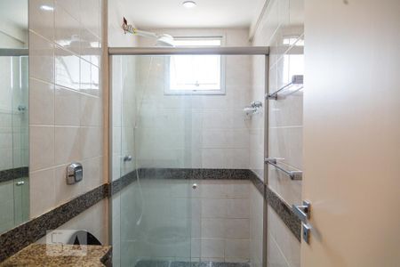 Apartamento à venda com 79m², 3 quartos e 2 vagasBanheiro Social