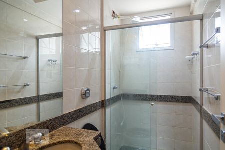 Apartamento à venda com 79m², 3 quartos e 2 vagasBanheiro Social