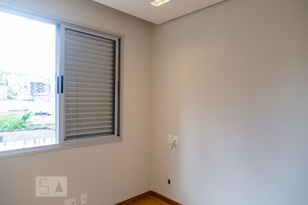 Apartamento à venda com 79m², 3 quartos e 2 vagasQuarto 2