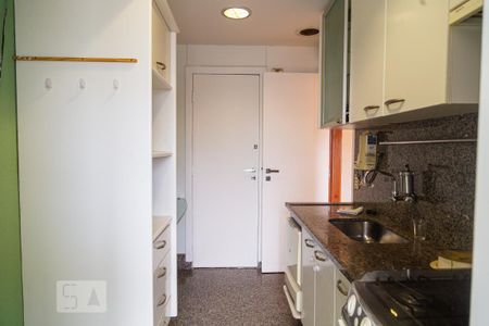 Apartamento à venda com 79m², 3 quartos e 2 vagasCozinha