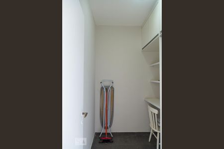 Apartamento à venda com 79m², 3 quartos e 2 vagasQuarto de Serviço