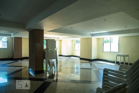 Apartamento à venda com 79m², 3 quartos e 2 vagasSalão de Festas