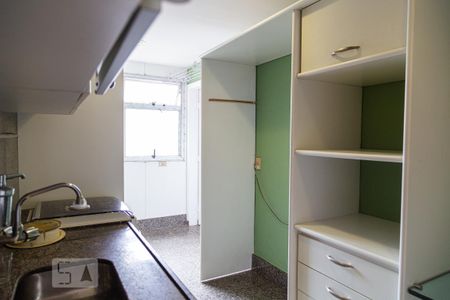 Apartamento à venda com 79m², 3 quartos e 2 vagasCozinha