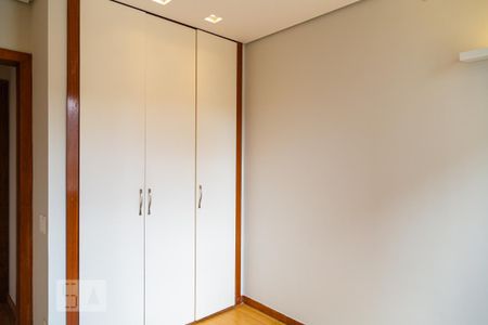 Apartamento à venda com 79m², 3 quartos e 2 vagasQuarto 2
