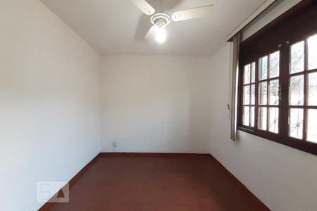 Casa à venda com 257m², 3 quartos e 4 vagas Casa à venda com 257m², 3 quartos e 4 vagasQuarto 1